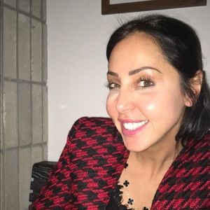 Meet your Posher, Zeinab